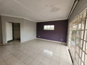 Office to Rent in Pomona