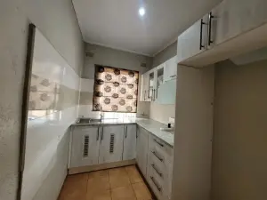 Office to Rent in Pomona