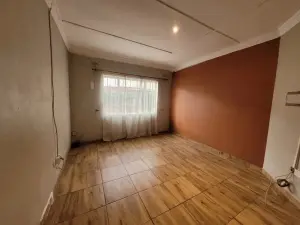 Office to Rent in Pomona