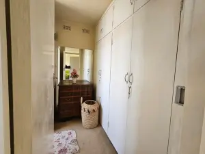 Flat/Apartment to Rent in Avenues