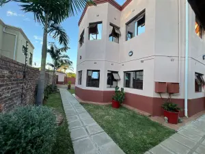 Flat/Apartment to Rent in Emerald Hill