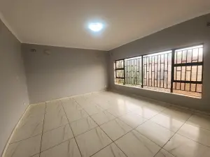 6 Bedroom House to Rent in Mount Pleasant Heights