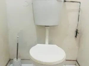 Retail/Shop to Rent in Greencroft