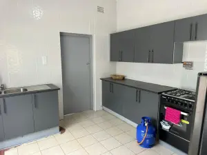 3 Bedroom House to Rent in Greendale