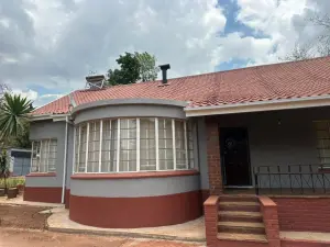 3 Bedroom House to Rent in Greendale