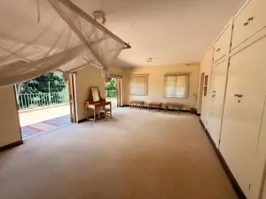 4 Bedroom House to Rent in Alexandra Park