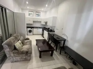 1 Bedroom Cottage/Garden Flat to Rent in Avondale