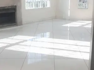 6 Bedroom House to Rent in Manresa