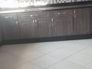 6 Bedroom House to Rent in Manresa