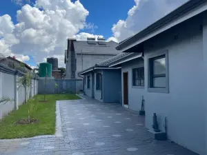 4 Bedroom House to Rent in Highlands