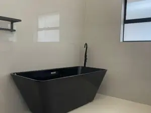 Townhouse/Cluster to Rent in Mount Pleasant