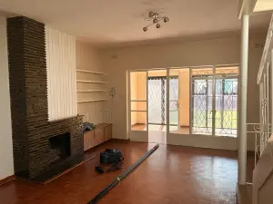 Flat/Apartment to Rent in Avondale