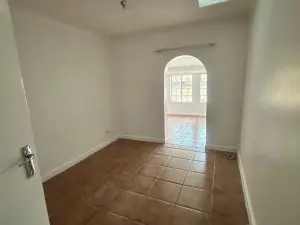 3 Bedroom Cottage/Garden Flat to Rent in Avondale