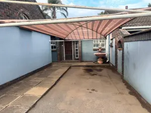 3 Bedroom Cottage/Garden Flat to Rent in Avondale