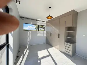 Townhouse/Cluster to Rent in Glen Lorne