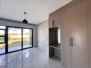 Townhouse/Cluster to Rent in Glen Lorne