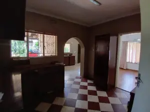 3 Bedroom House to Rent in Milton Park