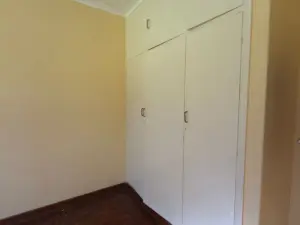 House to Rent in Greendale