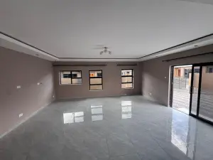 Townhouse/Cluster to Rent in Waterfalls