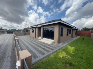 Townhouse/Cluster to Rent in Waterfalls