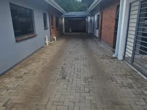 Townhouse/Cluster to Rent in Marlborough