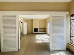 Office to Rent in Avenues