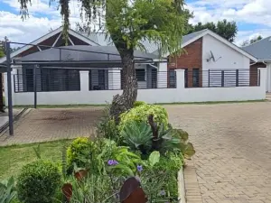 Townhouse/Cluster to Rent in Marlborough