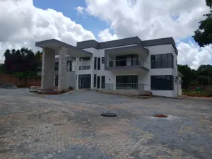 House to Rent in Greystone Park