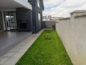 Townhouse/Cluster to Rent in Borrowdale