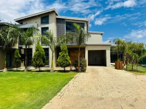 Townhouse/Cluster to Rent in Highlands