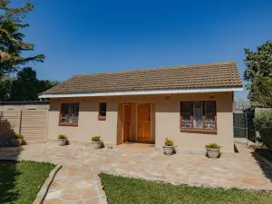 5 Bedroom House to Rent in Greystone Park