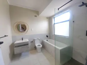 Townhouse/Cluster to Rent in Bluff Hill