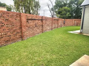 Townhouse/Cluster to Rent in Bluff Hill