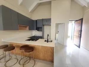 Townhouse/Cluster to Rent in Bluff Hill