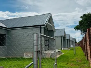 Townhouse/Cluster to Rent in Bluff Hill