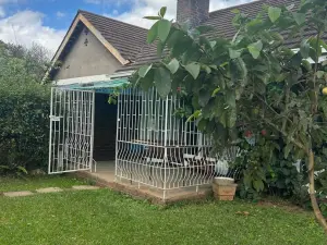 2 Bedroom Cottage/Garden Flat to Rent in Avondale West