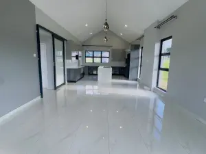 Townhouse/Cluster to Rent in Glen Lorne