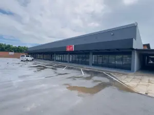 Retail/Shop to Rent in Greendale