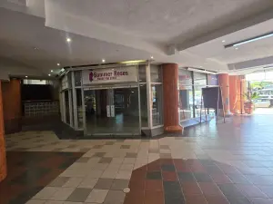 Retail/Shop to Rent in Avondale