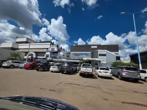 Retail/Shop to Rent in Avondale