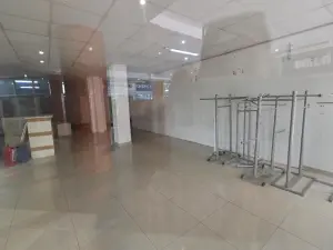 Retail/Shop to Rent in Avondale