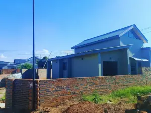 4 Bedroom House to Rent in Arlington