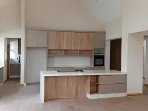 4 Bedroom House to Rent in Arlington
