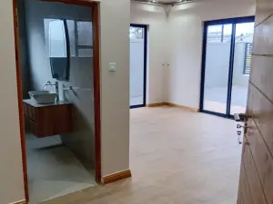 4 Bedroom House to Rent in Arlington