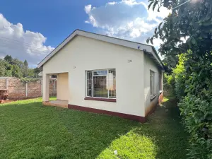 2 Bedroom Cottage/Garden Flat to Rent in Vainona