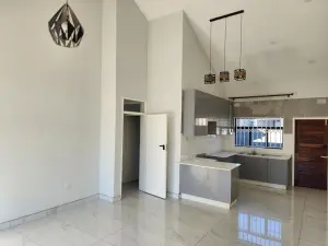 Townhouse/Cluster to Rent in Alexandra Park