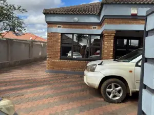 4 Bedroom House to Rent in Madokero Estates