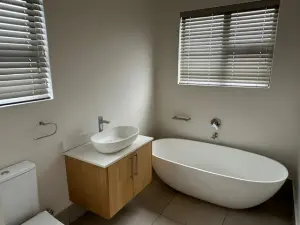 Townhouse/Cluster to Rent in Highlands