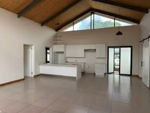 Townhouse/Cluster to Rent in Highlands