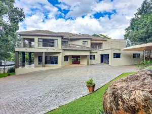 4 Bedroom House to Rent in Helensvale